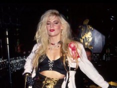 Phoebe Legere Nude Video Clips, Blu-ray Photos, and Sexy Film Biography